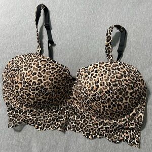 Leopard print bralette with adjustable straps